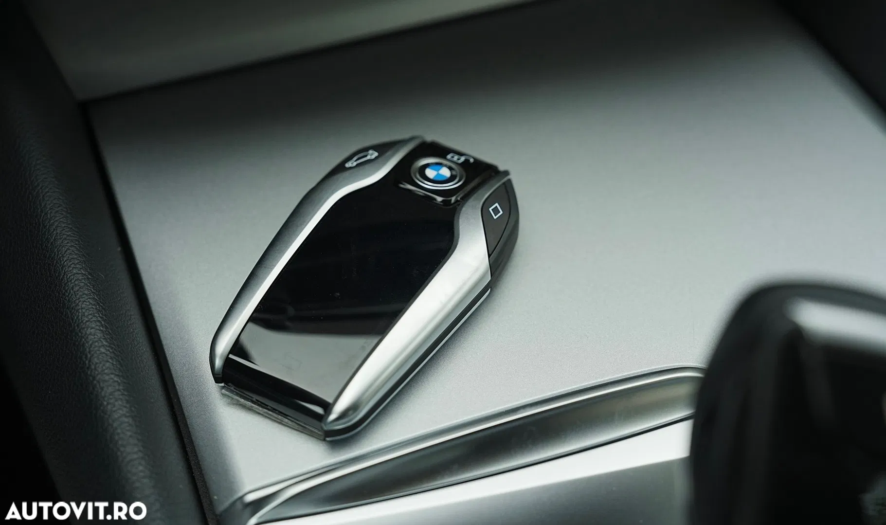 2022 BMW Seria 5 520e Aut., photograph 5