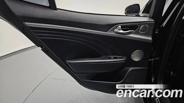 2021 Kia Stinger 2.5 AWD Masters, photograph 5