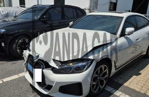 2024 BMW i4 eDrive40, photograph 4