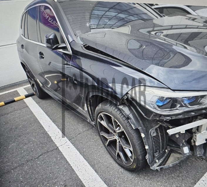 2022 BMW X5 xDrive30d, photograph 1