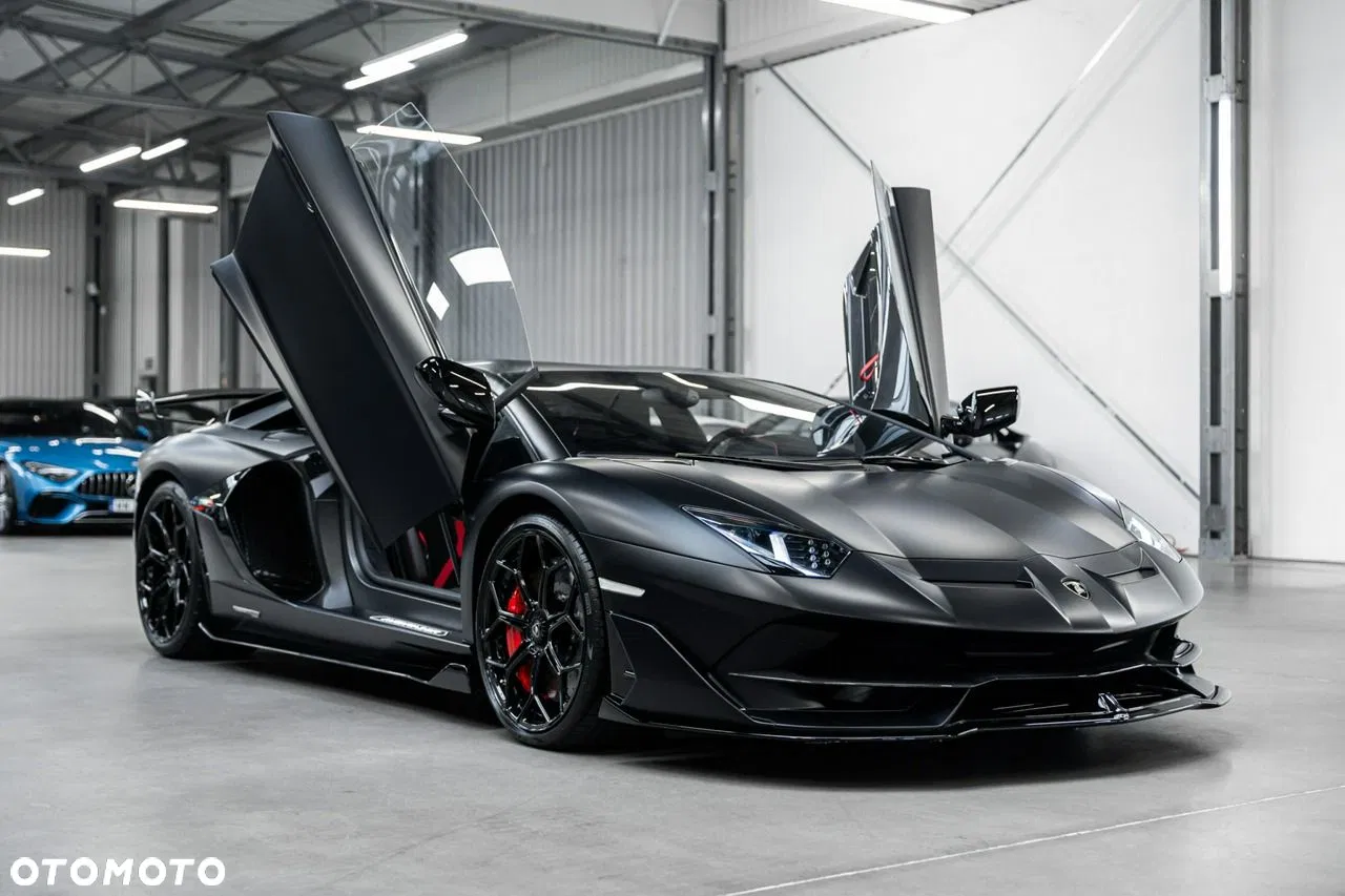2019 Lamborghini Aventador SVJ, photograph 6