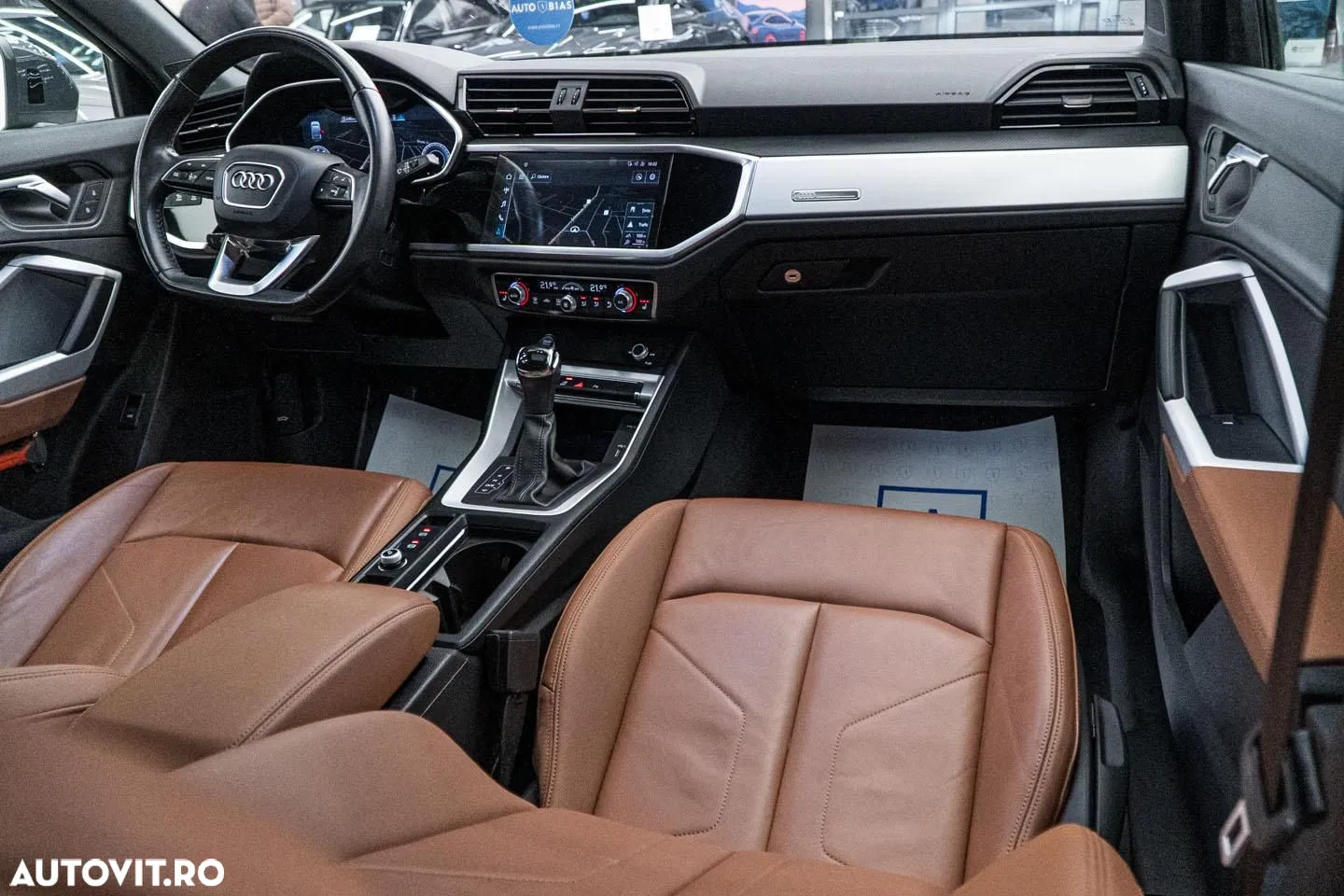 2020 Audi Q3 Sportback 35 TFSI S tronic, photograph 2