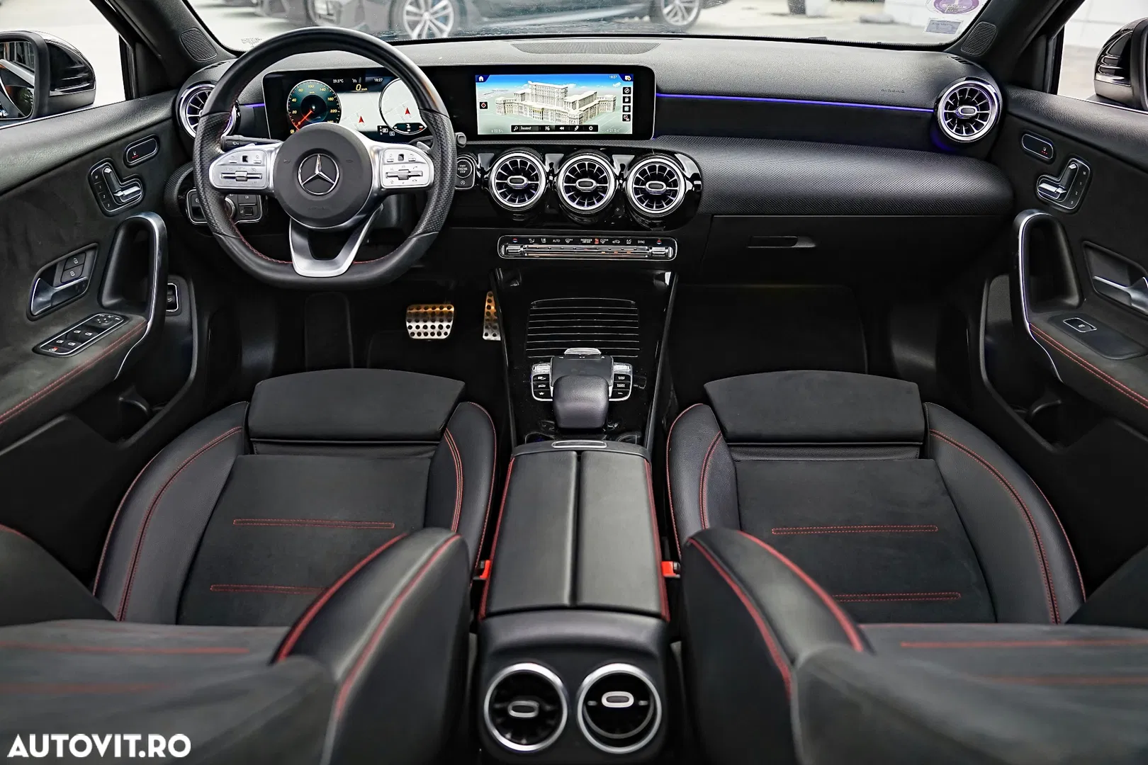 2020 Mercedes-Benz A 200 Sedan 7G-DCT AMG Line, photograph 5
