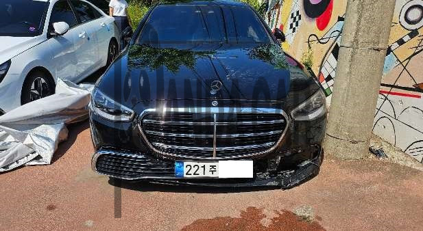 2023 Mercedes-Benz S580 4MATIC, photograph 5