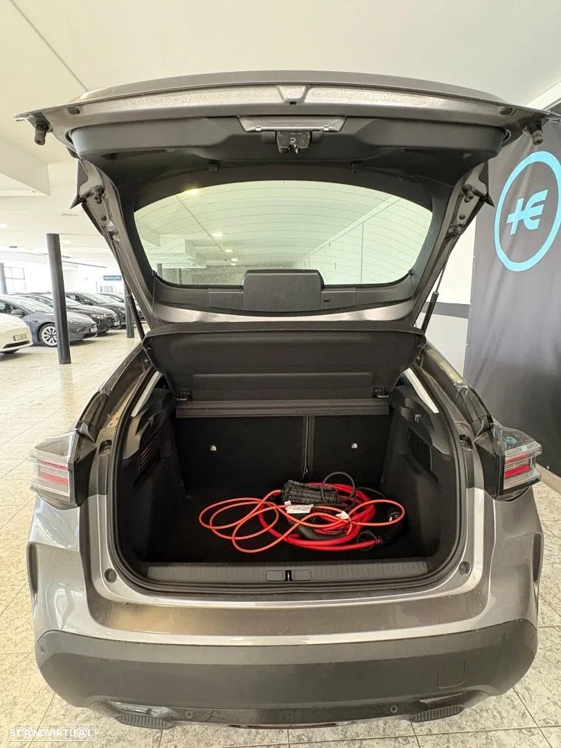 2025 Citroën e-C4 136 PLUS, photograph 7