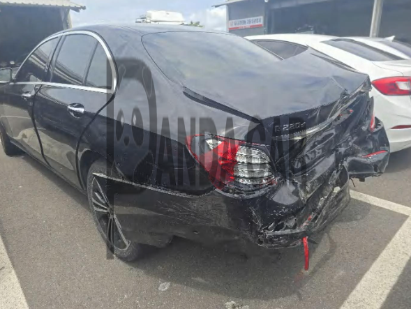 2020 Mercedes-Benz E220 d, photograph 3