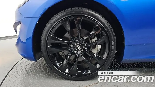 Hyundai Genesis 200 Turbo P — photo 1 of 32