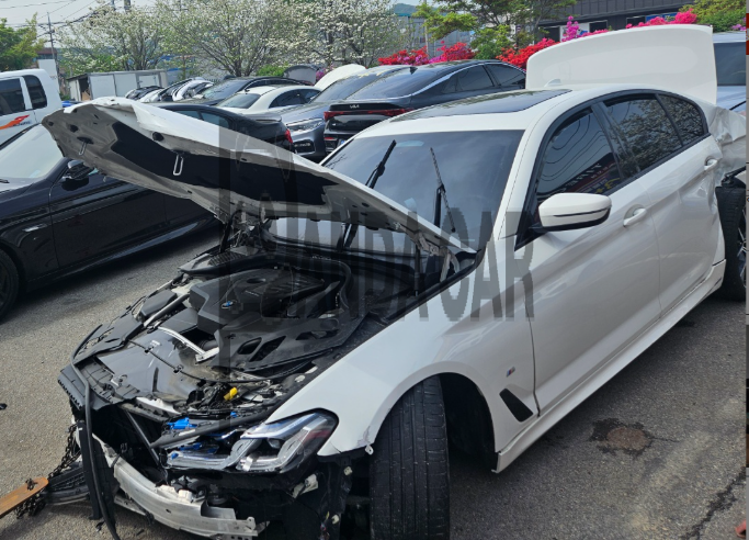 2023 BMW 530i, photograph 1