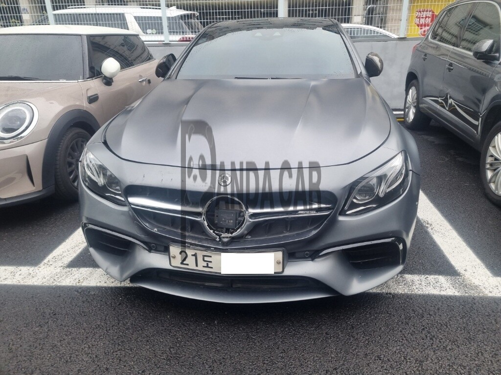 2018 Mercedes-AMG E63 4Matic +, photograph 1