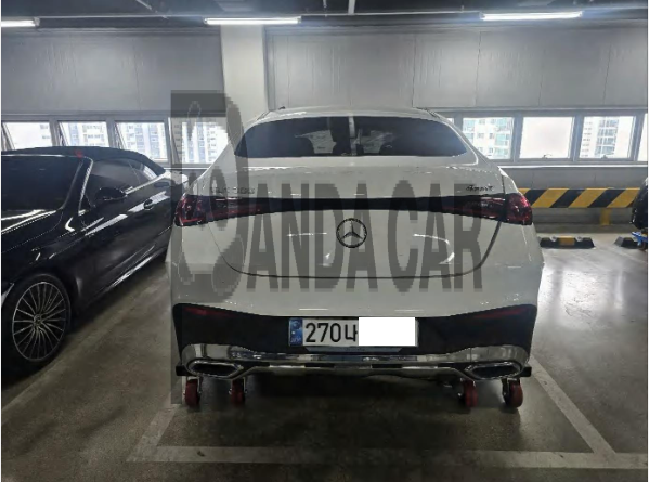 2024 Mercedes-Benz GLC 300 4MATIC Coupe, photograph 5