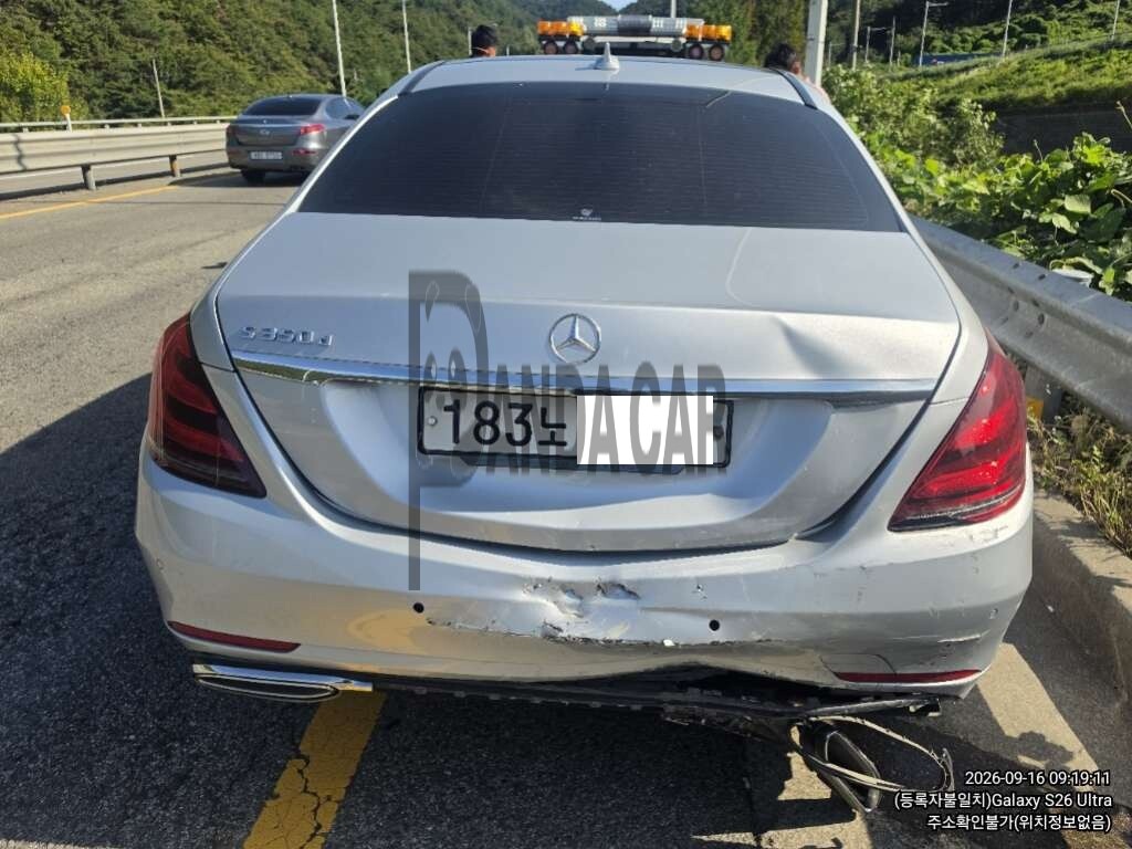 2019 Mercedes-Benz S350 d, photograph 4