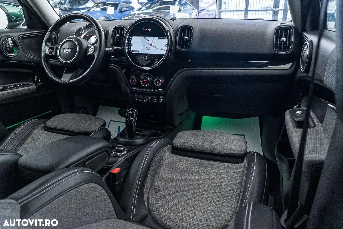 2023 Mini Countryman Cooper AT, photograph 2