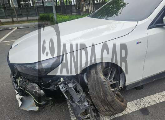 2025 BMW 520i, photograph 4