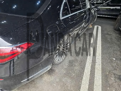 2021 Mercedes-Benz S580 4MATIC, photograph 3