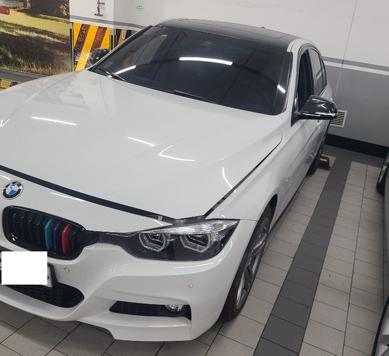 2018 BMW 320d M Sport Package WLTP, photograph 3