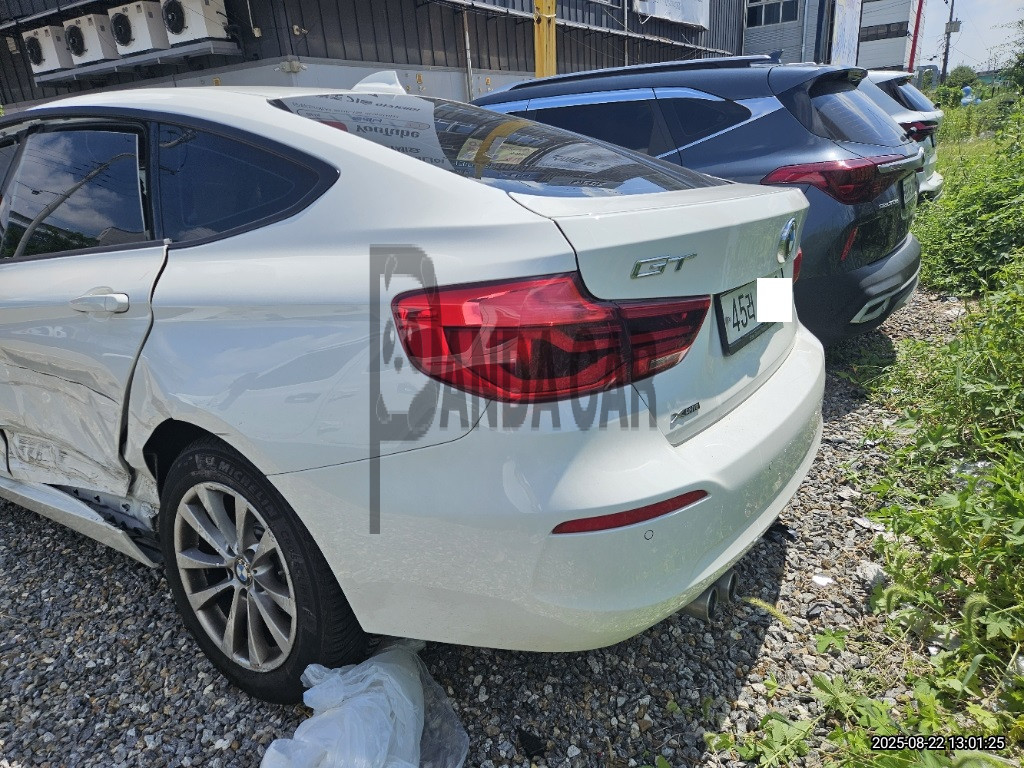 2018 BMW 320d xDrive Gran Turismo WLTP, photograph 3