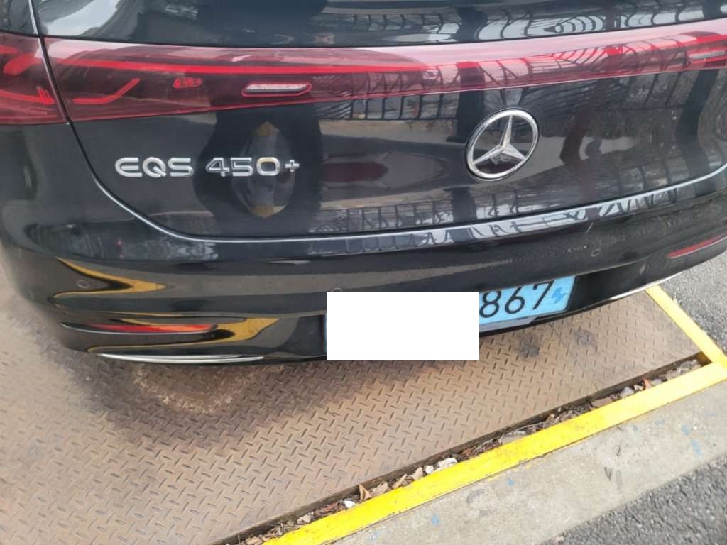2022 Mercedes-Benz EQS450 +, photograph 3