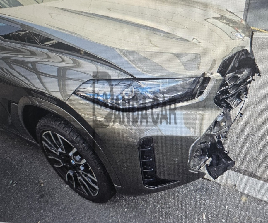 2024 BMW X6 xDrive40i M Sport, photograph 2