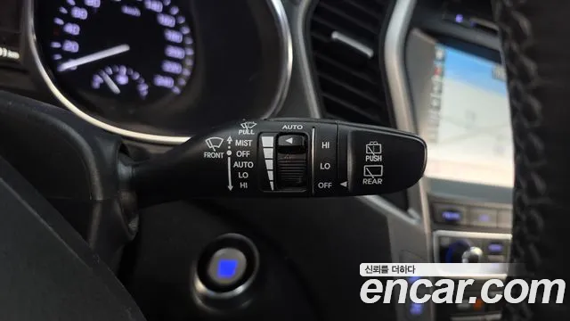 2017 Hyundai Santafe Diesel 2.0 2WD, photograph 9