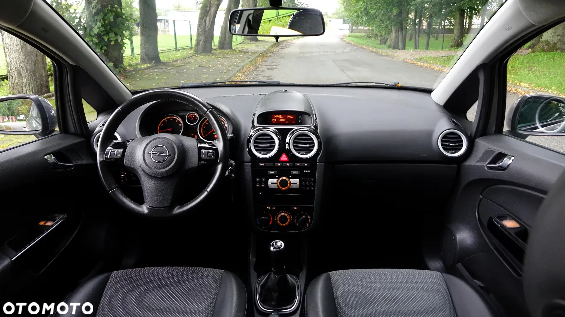 2010 Opel Corsa 1.2 16V Cosmo, photograph 11