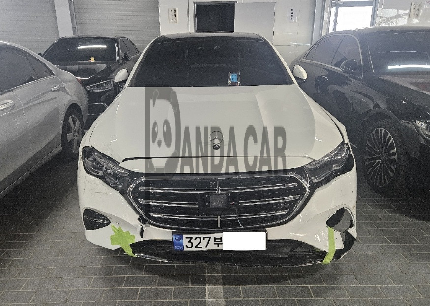 2026 Mercedes-Benz E 300 4MATIC, photograph 1