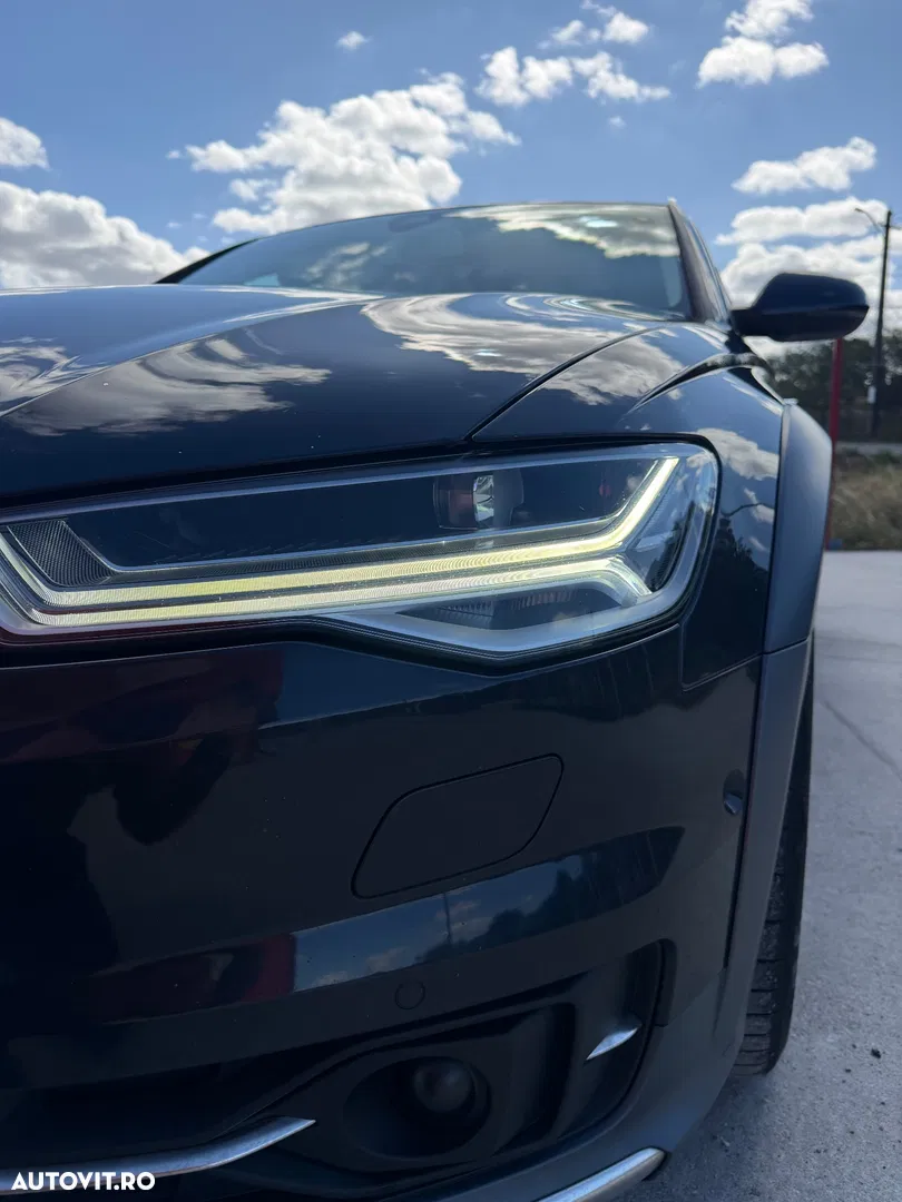 2016 Audi A6 Allroad, photograph 10