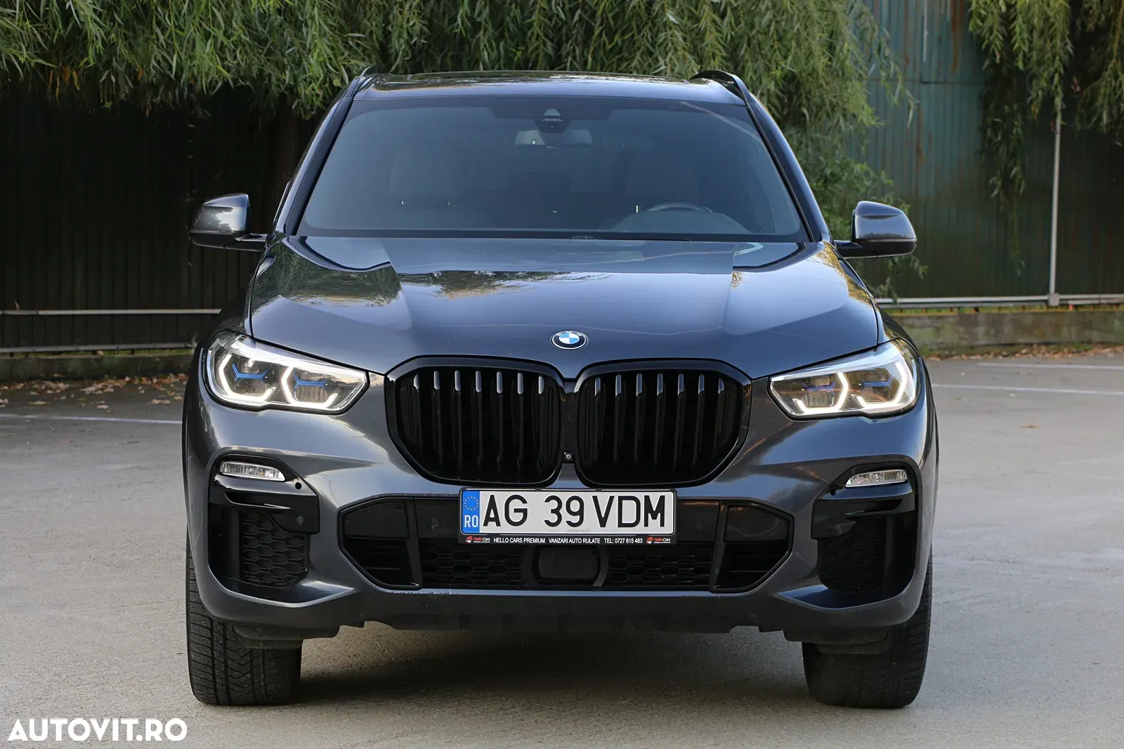2020 BMW X5 xDrive45e, photograph 1