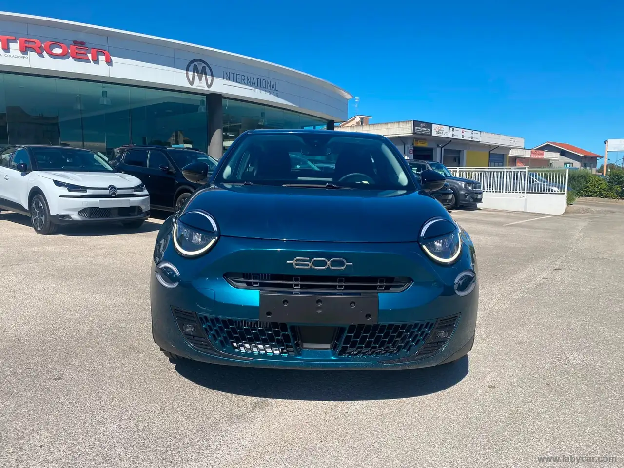 2025 Fiat 600 Hybrid MHEV, photograph 2