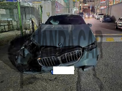 2024 BMW 530i xDrive, photograph 1
