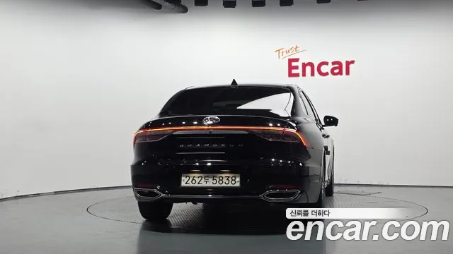 2022 Hyundai Grandeur 3.3, photograph 4