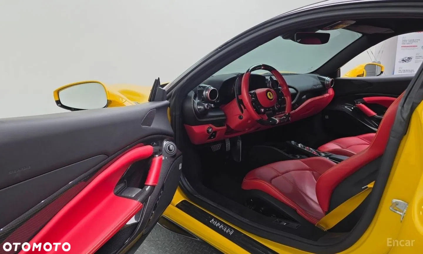 2020 Ferrari F8 Tributo, photograph 10