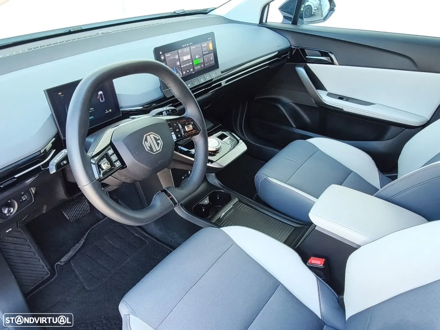 2023 MG MG4 64 kWh Luxury, photograph 6