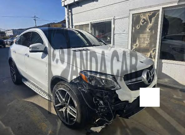 2018 Mercedes-Benz GLE350 d 4Matic Coupe, photograph 3