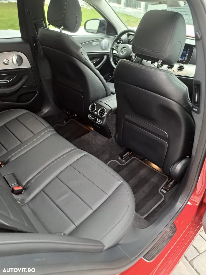 2018 Mercedes-Benz E, photograph 12