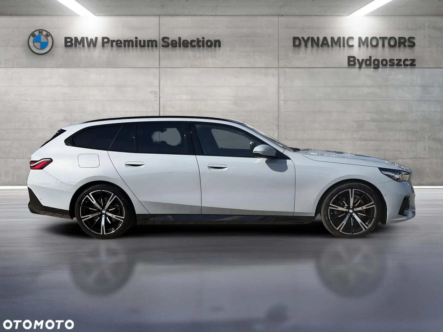 2025 BMW Seria 5 520d xDrive mHEV M Sport, photograph 6