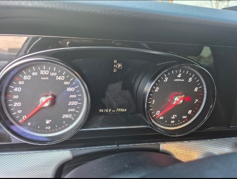 2018 Mercedes-Benz E200, photograph 4