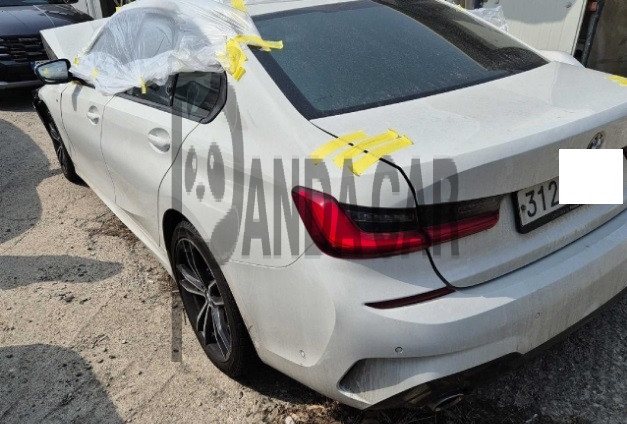 2019 BMW 330i M Sport Package, photograph 8