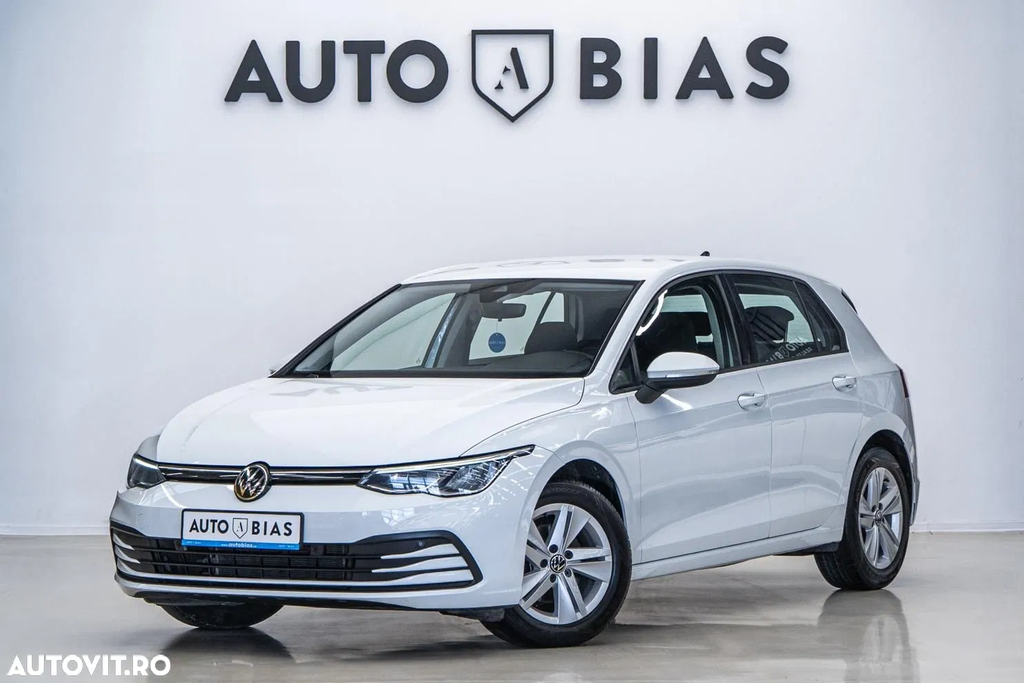 2022 Volkswagen Golf 1.5 TSI ACT BlueMotion Comfortline, photograph 1
