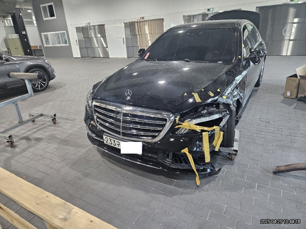 2018 Mercedes-Benz S560 4Matic L, photograph 1