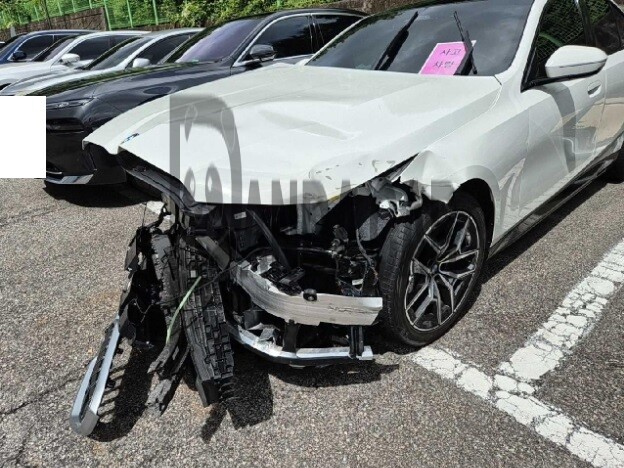2026 BMW i5 eDrive40, photograph 1