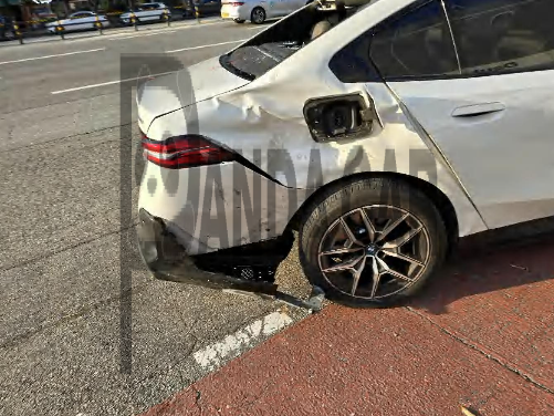2025 BMW i5 eDrive40, photograph 4
