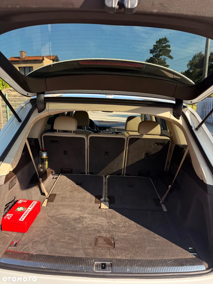 2018 Audi Q7 3.0 TFSI Quattro Tiptr, photograph 5