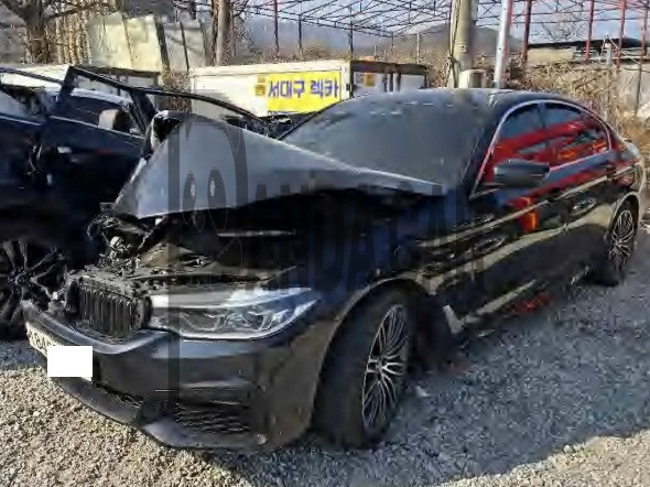 2020 BMW 530i M Sport Package, photograph 3