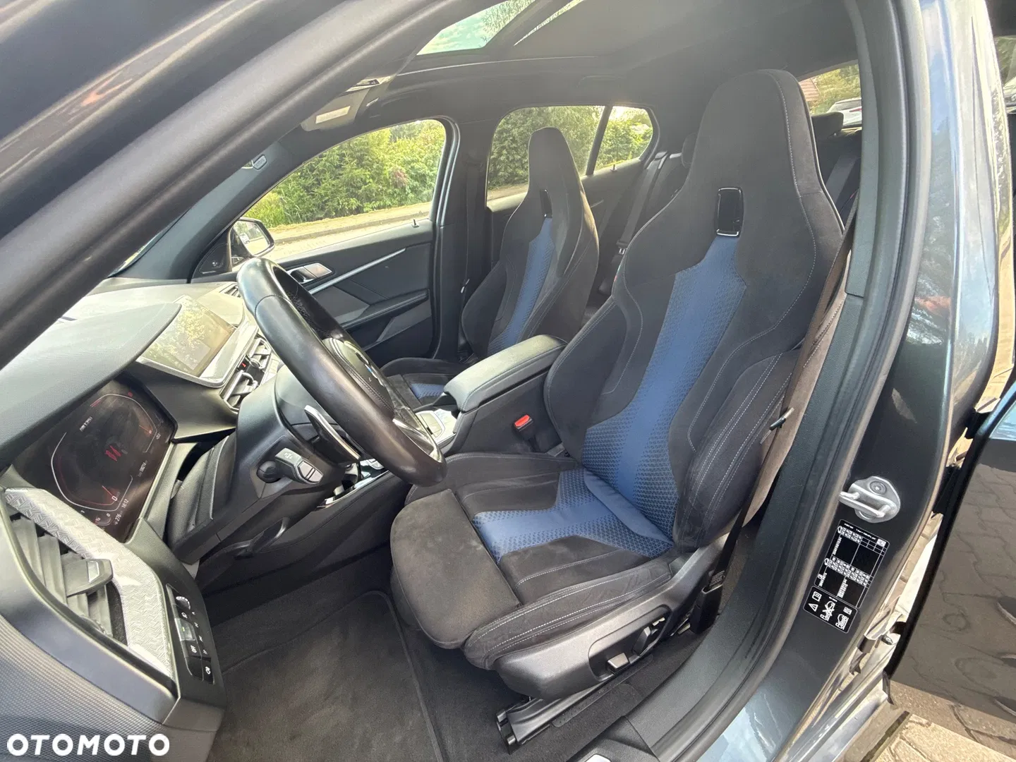 2021 BMW 1M, photograph 7
