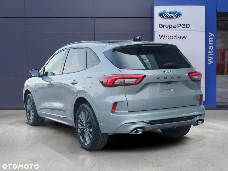 2026 Ford Kuga, photograph 3