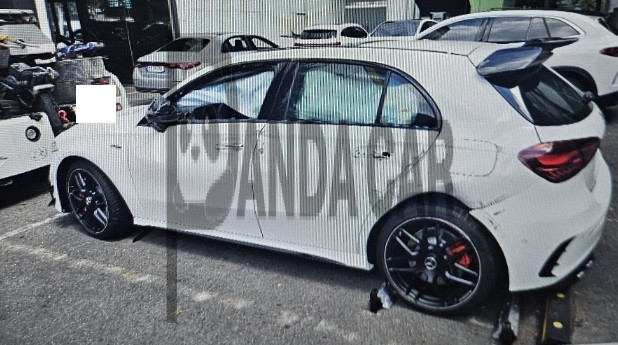 2025 Mercedes-AMG A 45 S 4MATIC+, photograph 4