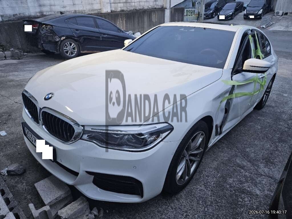 2017 BMW 520d, photograph 1