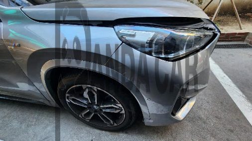2025 BMW X1 xDrive20i, photograph 2