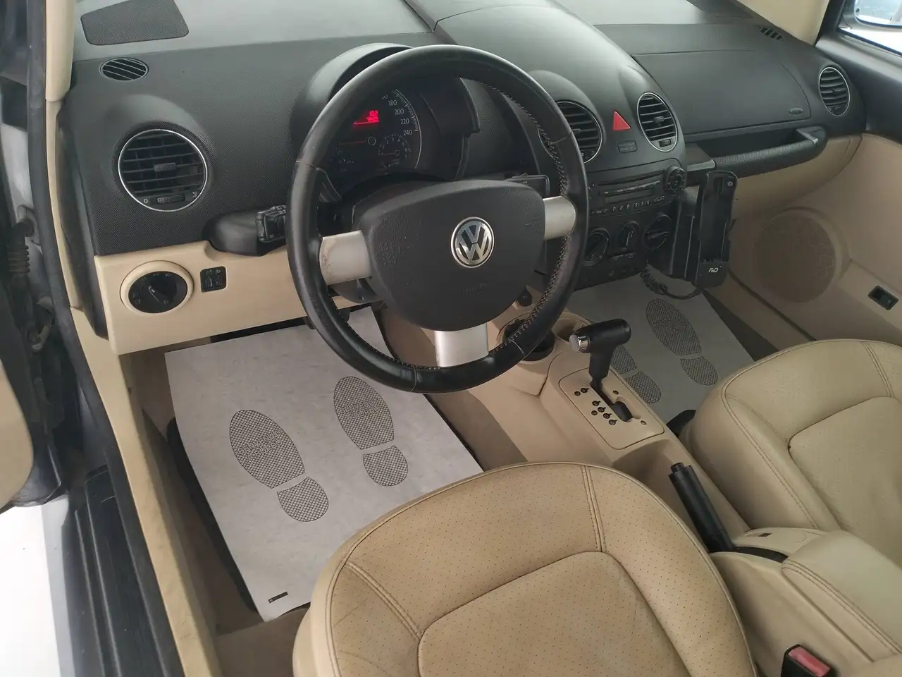 2007 Volkswagen New Beetle Cabrio 2.0 tiptronic, photograph 7