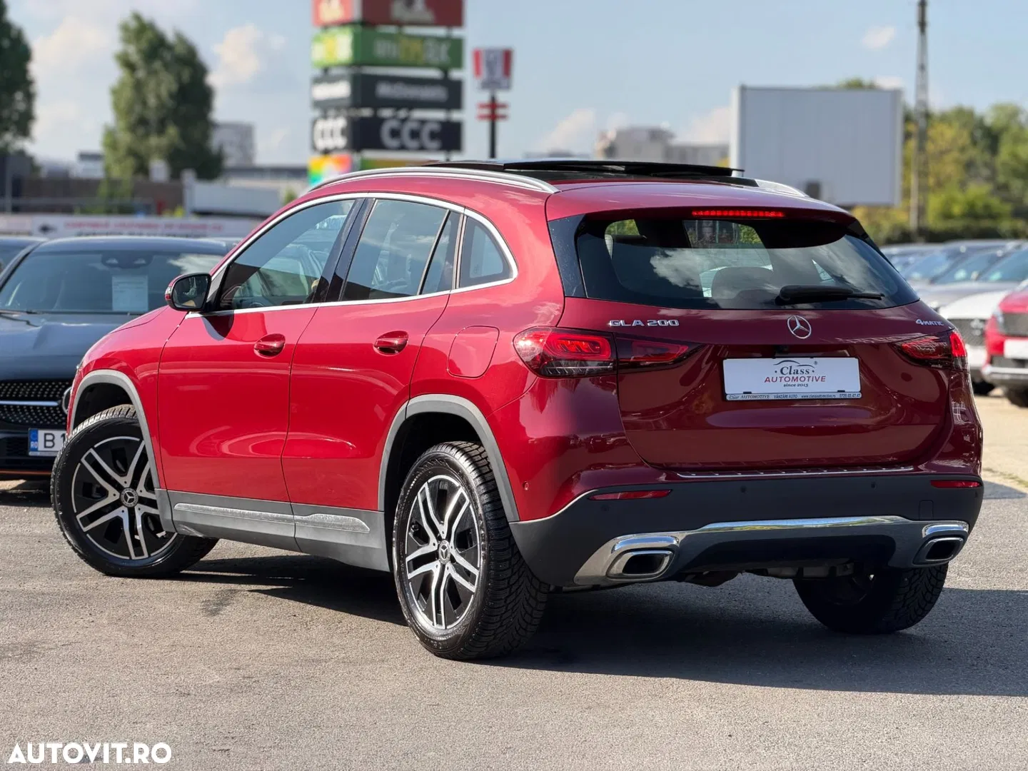 2023 Mercedes-Benz GLA, photograph 5